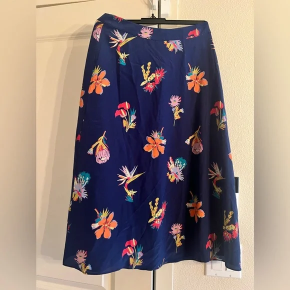 NWOT Madewell 100% Silk Atrium Midi Skirt in Bird of Paradise Size 4 - Picture 7 of 8